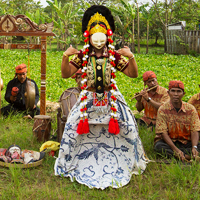 チルボン仮面舞踊 インドラマユ様式